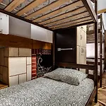 Hostel Seven *