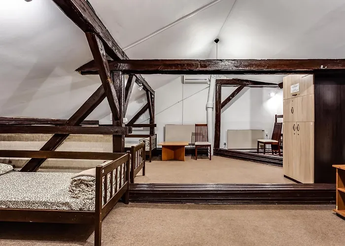 ホステル セブン