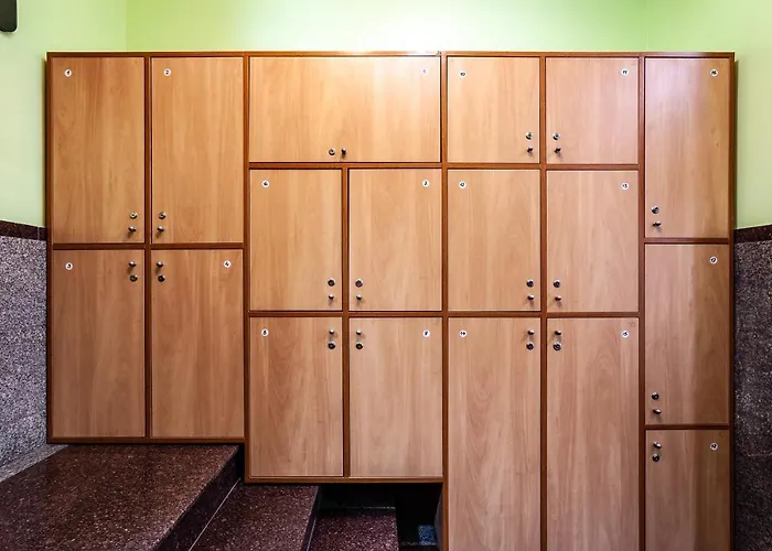 ホステル セブン *