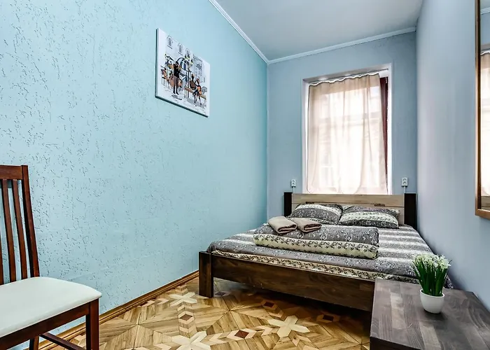 ホステル セブン * リヴィウ