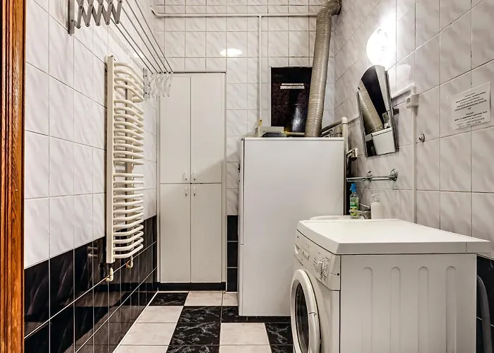 ホステル セブン リヴィウ