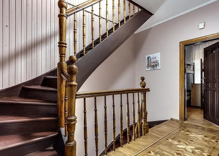 ホステル セブン リヴィウ